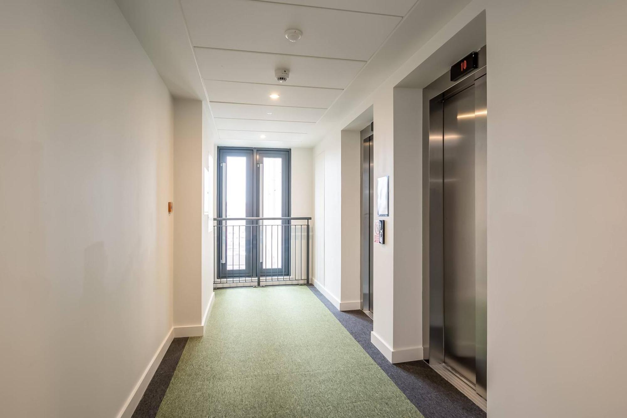 The Best Value Option For The City Centre - Non Students Welcome Belfast Esterno foto